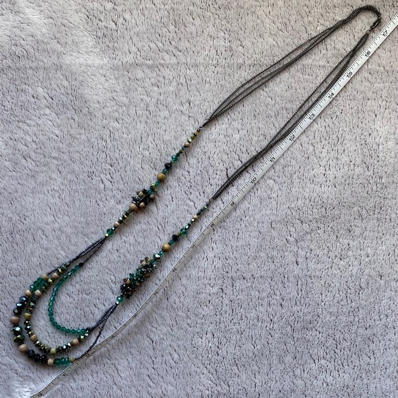 Long beaded layering necklace - Picture 4 of 4